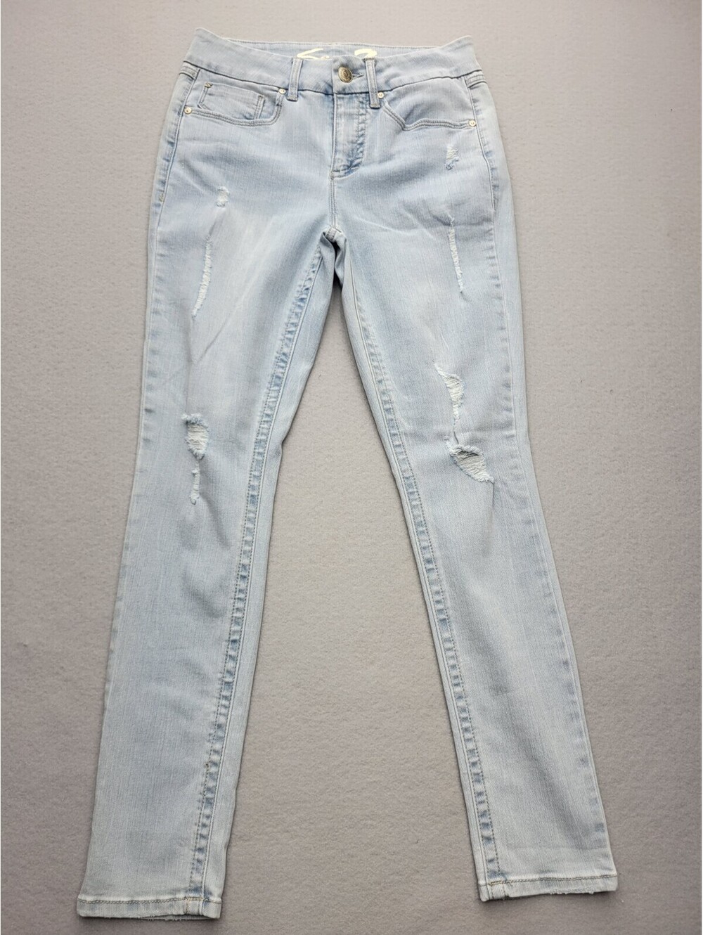 Seven7 Women's Jeans Size 4 Blue Skinny Light Wash Ripped Tummyless